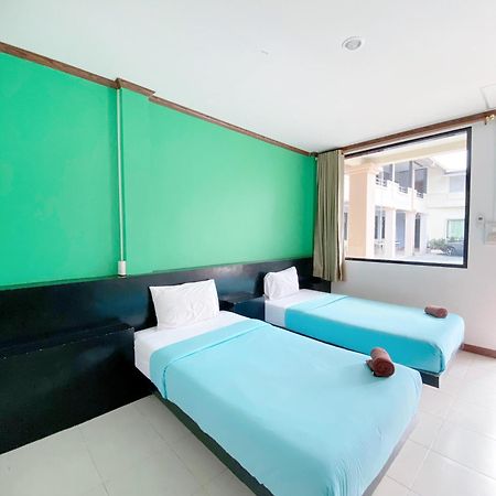 Tanatnan Hotel Ranong Exterior foto